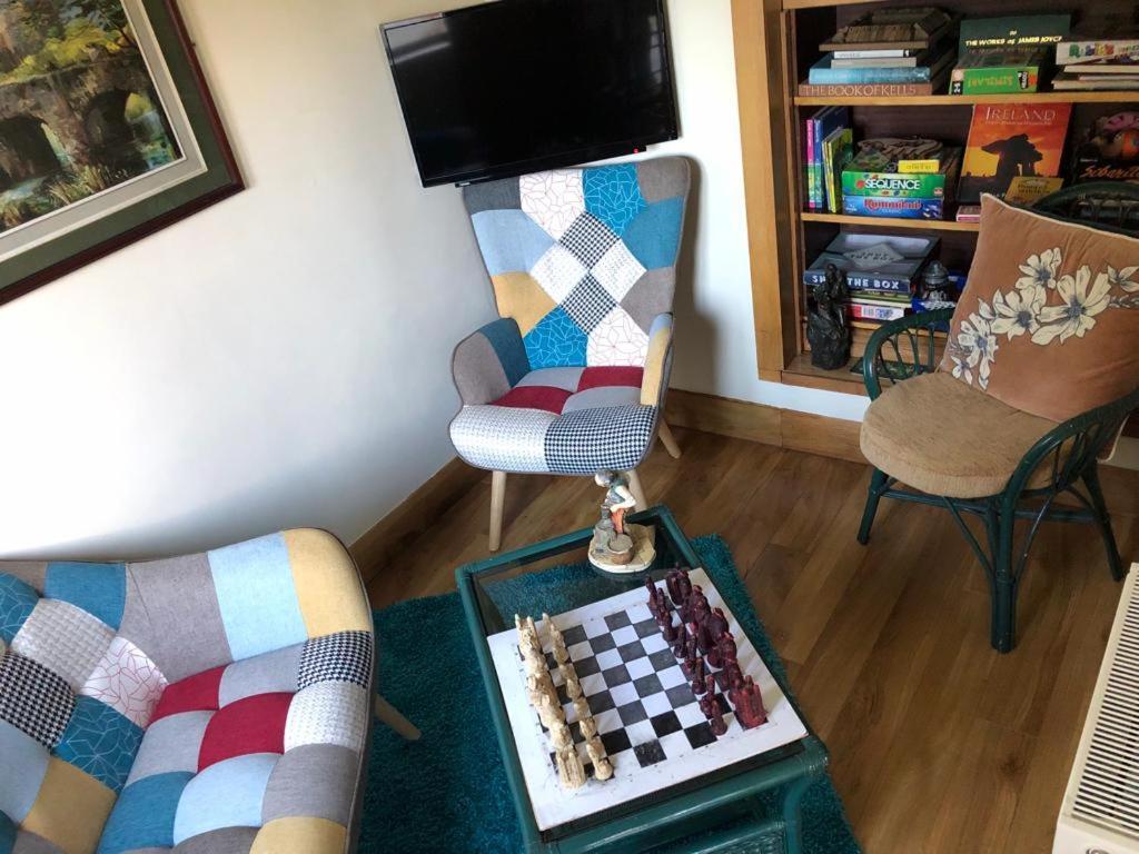 كورك Woodview House Bed And Breakfast المظهر الخارجي الصورة
